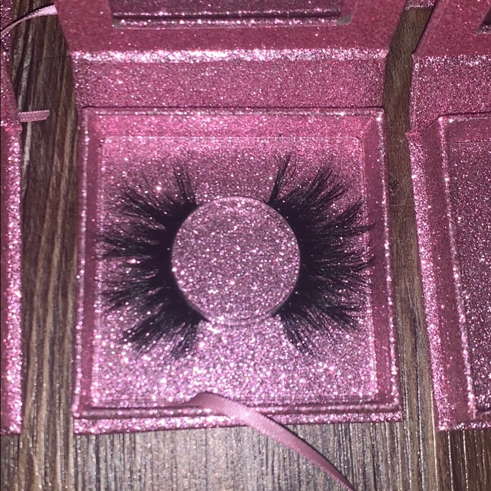 NEW ! 2 For 20$ Minks !! 💕 All Styles & Sizes ! - Picture 8 of 8